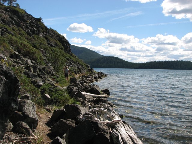 Paulina Lake shore